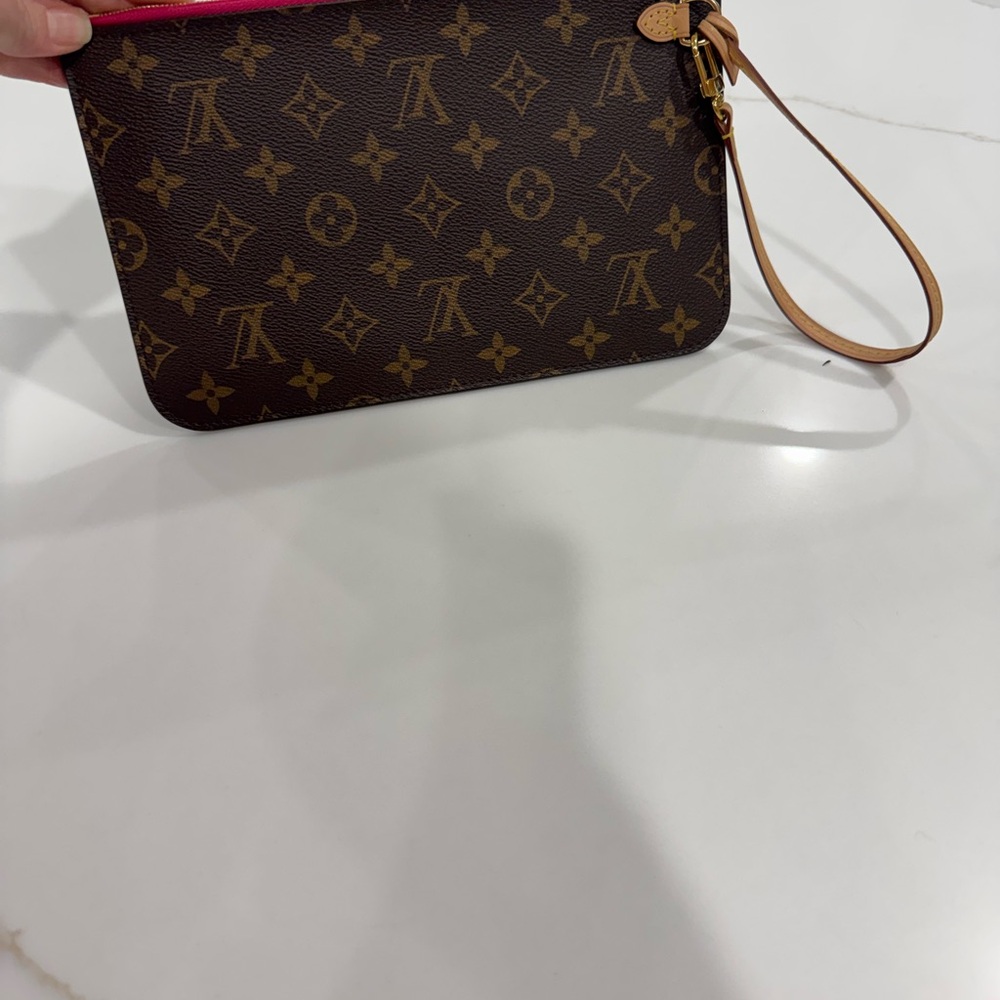 Louis Vuitton Brown Tan Monogram Clutch - Picture 3 of 6